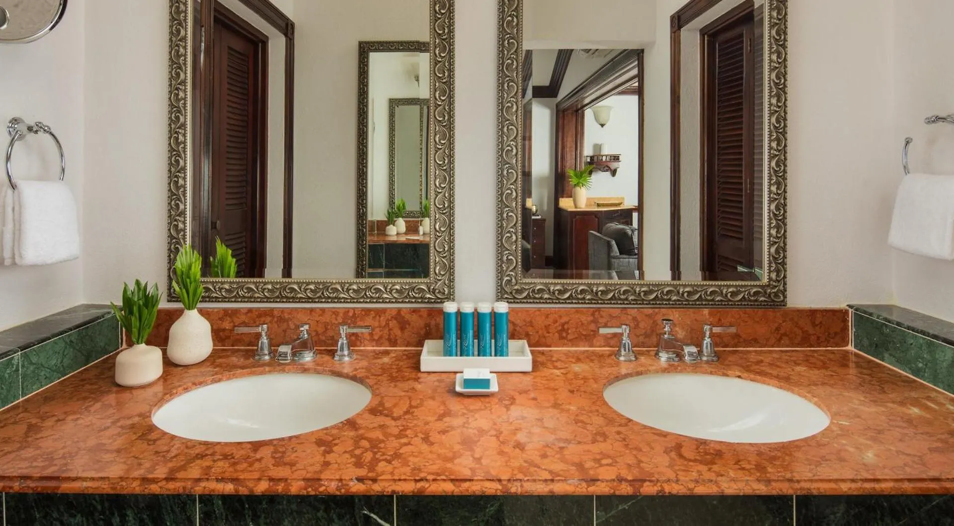 Sandals Royal Plantation All Inclusive - Couples Only (Adults Only) Ocho Rios Jamaica